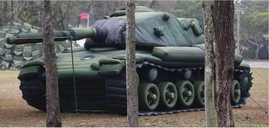 济南军用充气坦克